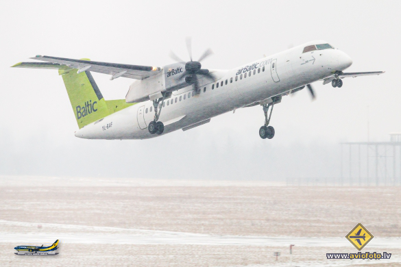 Bombardier DHC-8-402 Q400