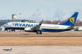 Boeing 737-8AS
