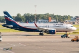 Airbus A320-214