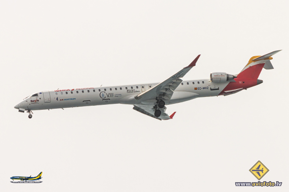 Bombardier CRJ-1000ER NG (CL-600-2E25)