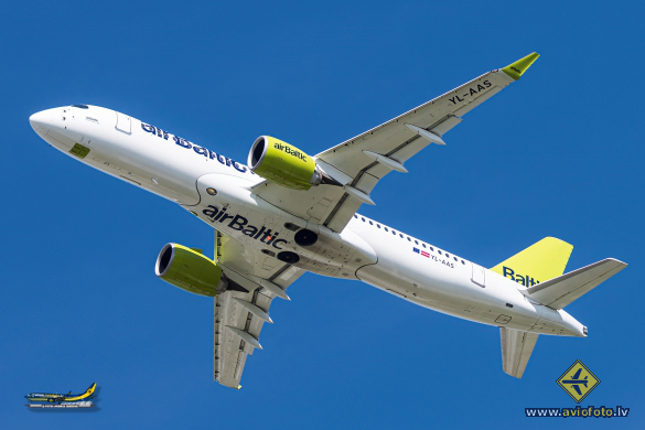 Airbus A220-300
