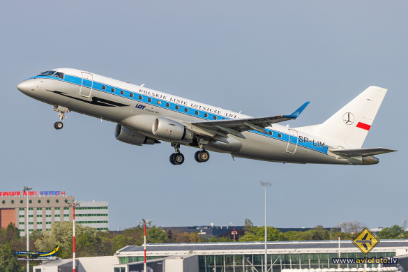 Embraer 175LR (ERJ-170-200LR)