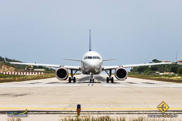 Airbus A320-251N