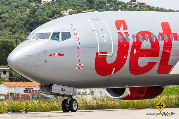 Boeing 737-8MG