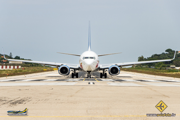 Boeing 737-8MG
