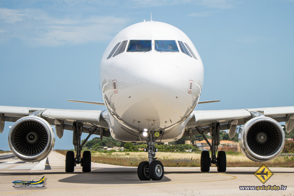 Airbus A321-211