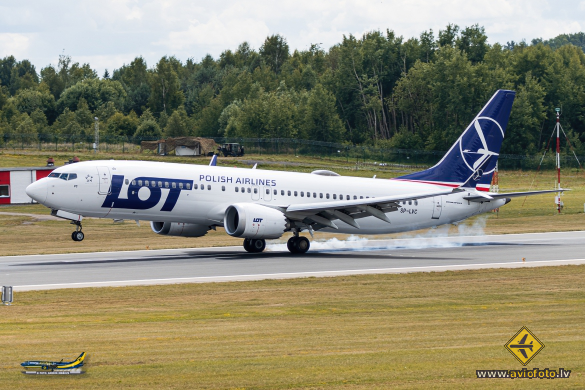 Boeing 737-8 MAX