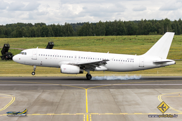 Airbus A320-232