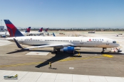 Boeing 757-2Q8