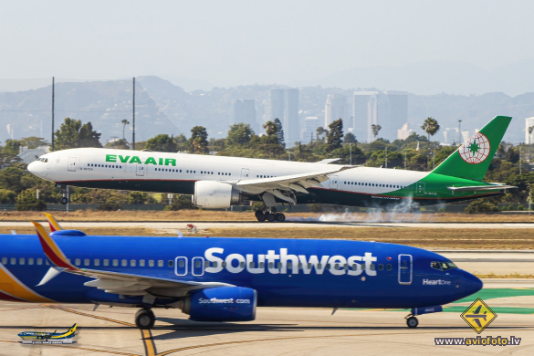 Boeing 777-35E/ER