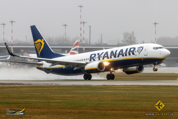 Boeing 737-8AS