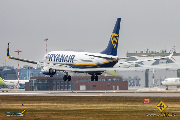 Boeing 737-8AS