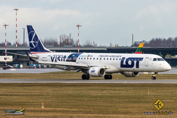 Embraer 195LR (ERJ-190-200LR)