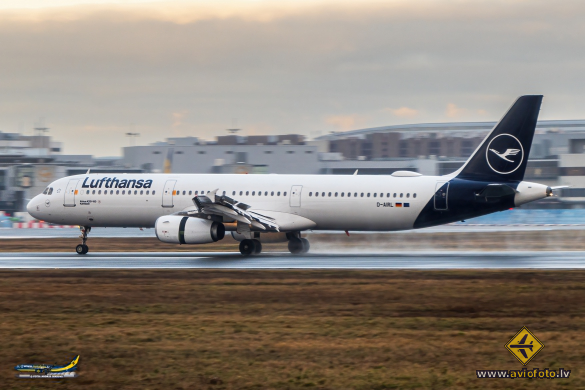 Airbus A321-131