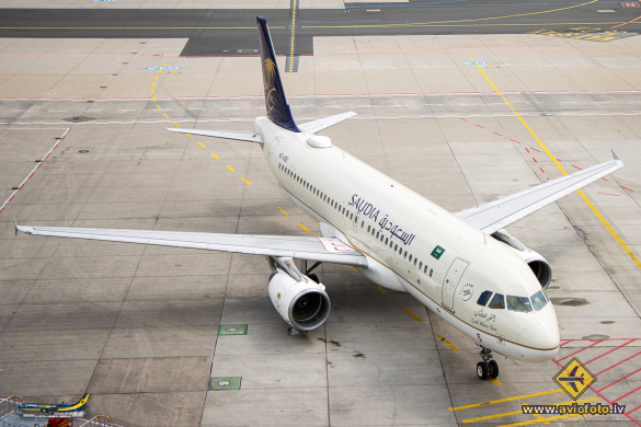 Airbus A320-214