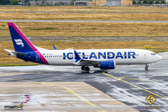 Boeing 737-8 MAX