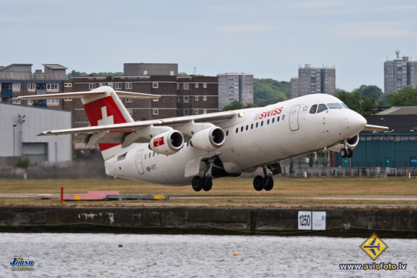 BAE Systems Avro 146-RJ100