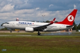 Boeing 737-752