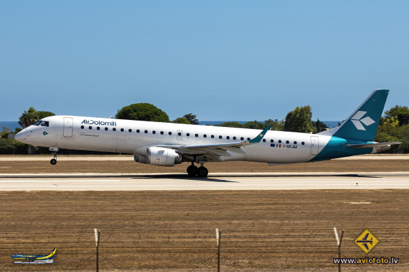 Embraer 195LR (ERJ-190-200LR)