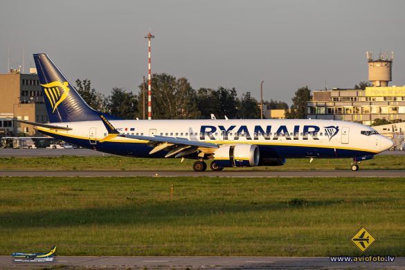 Boeing 737-8 MAX 200