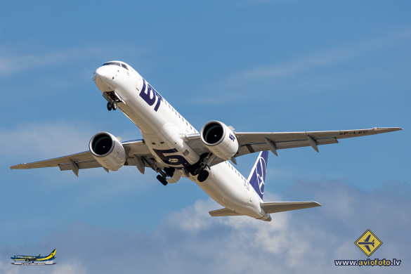Embraer 195 E2 STD (ERJ-190-400STD)