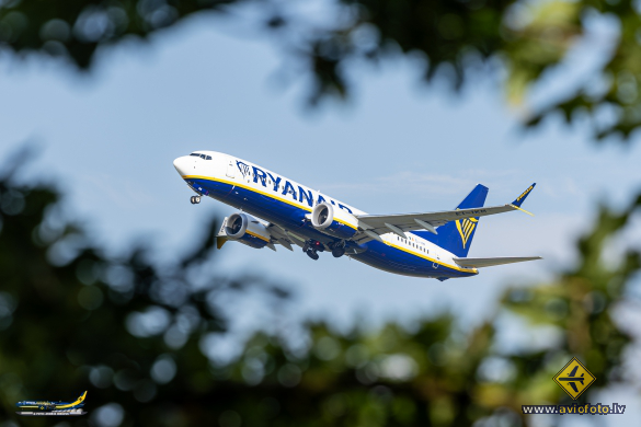 Boeing 737-8 MAX 200