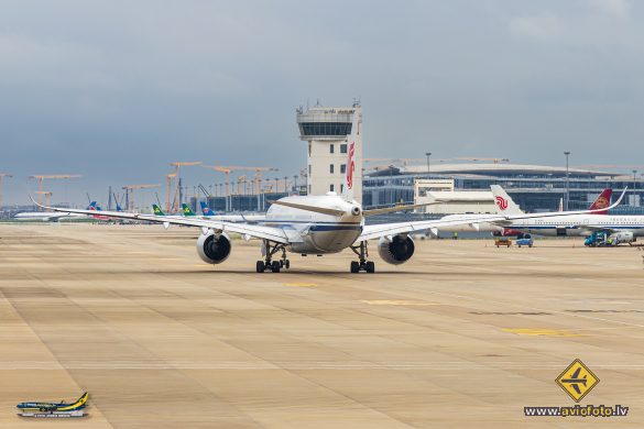 Airbus A350-941