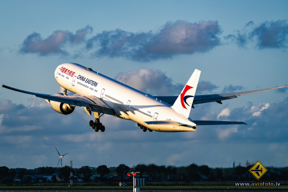 Boeing 777-39P/ER
