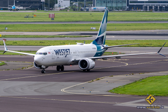 Boeing 737-8 MAX