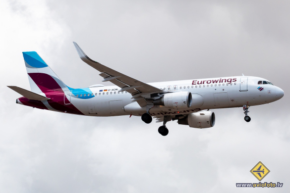 Airbus A320-214