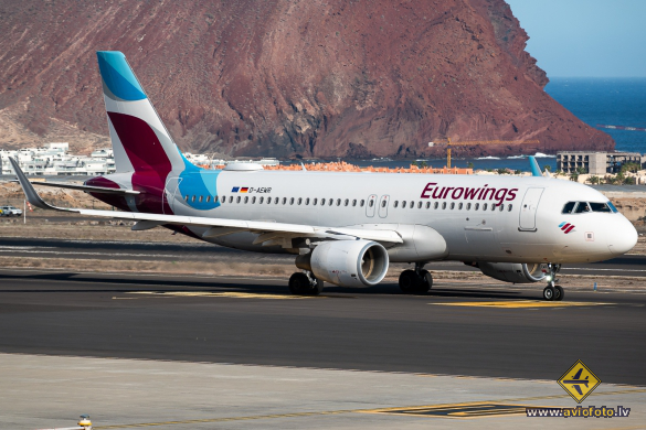 Airbus A320-214