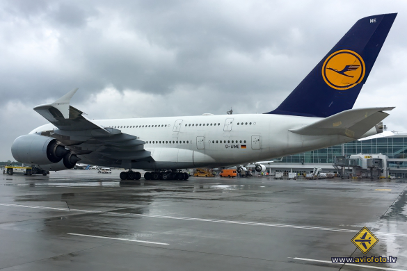 Airbus A380-841