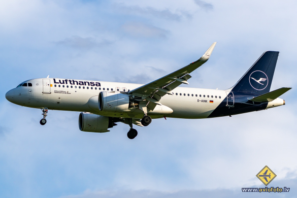 Airbus A320-271N