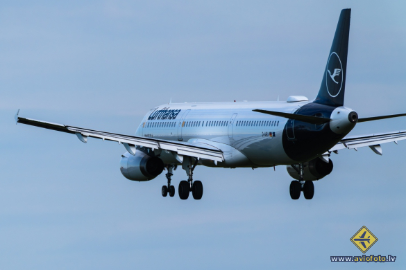 Airbus A321-131