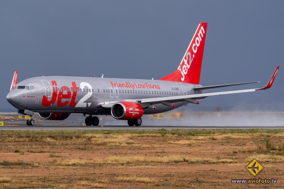 Boeing 737-85P