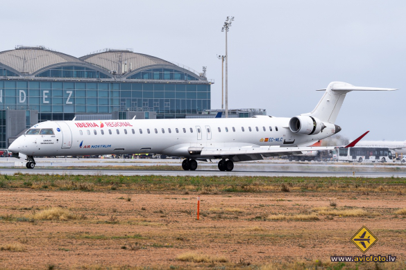 Bombardier CRJ-1000ER NG (CL-600-2E25)
