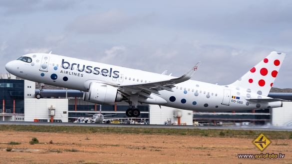 Airbus A320-251N
