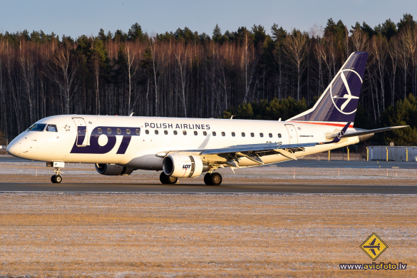 Embraer 175STD (ERJ-170-200STD)