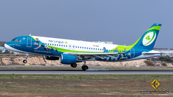 Airbus A320-214