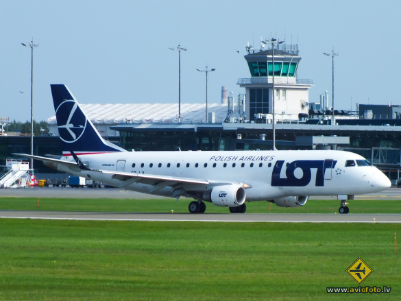 Embraer 175LR (ERJ-170-200LR)