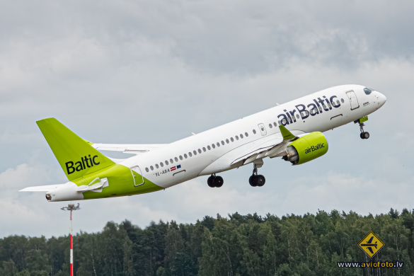 Airbus A220-300