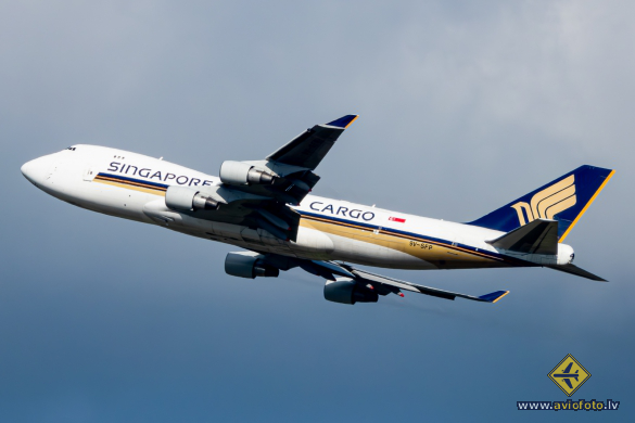 Boeing 747-412F/SCD