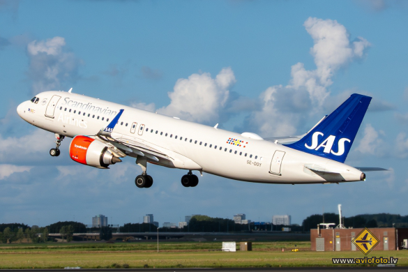 Airbus A320-251N