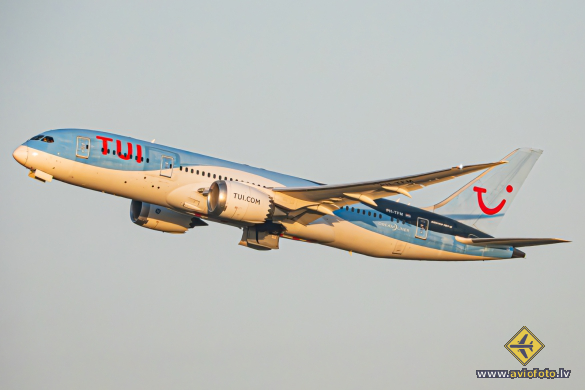 Boeing 787-8 Dreamliner