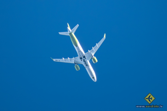 Airbus A220-300