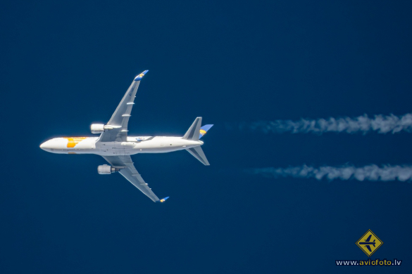 Boeing 767-34G/ER
