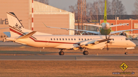 Saab 2000