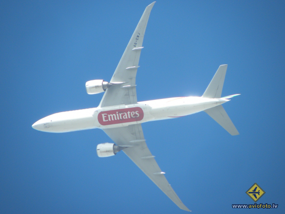 Boeing 777-21H/LR