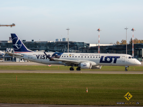 Embraer 195LR (ERJ-190-200LR)
