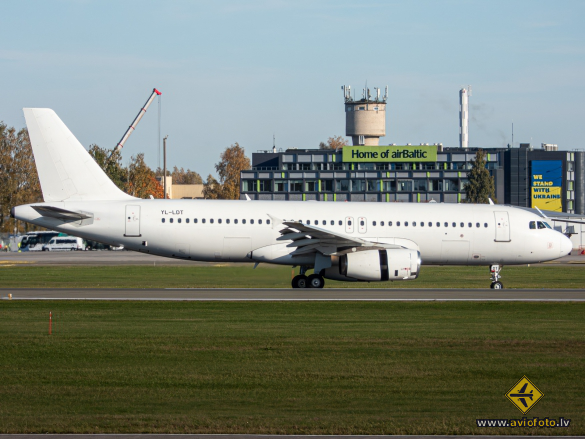 Airbus A320-232